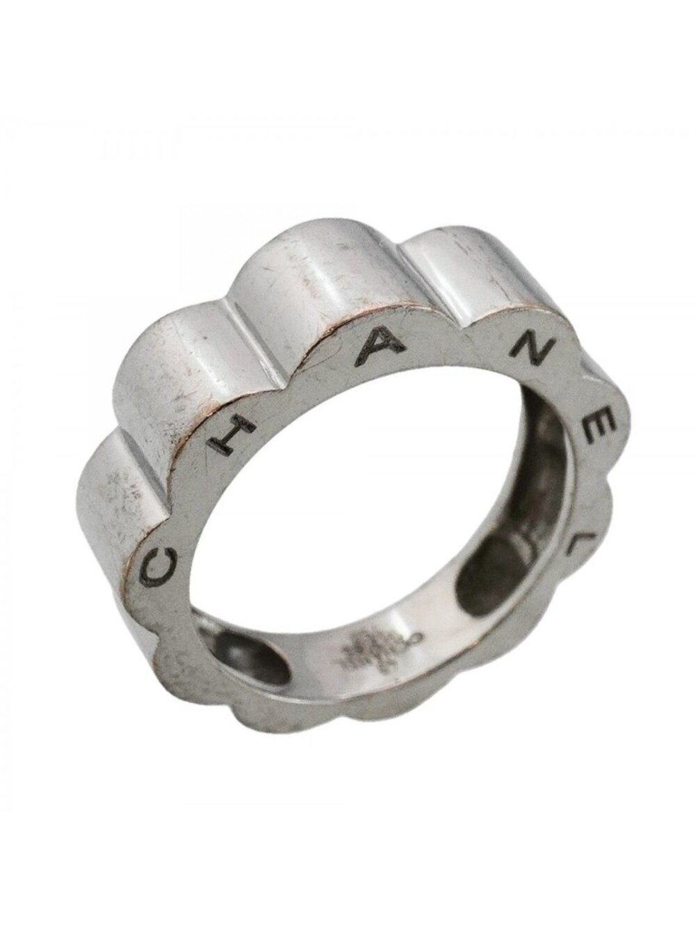 Chanel Ring Camellia Profile 18k White Gold